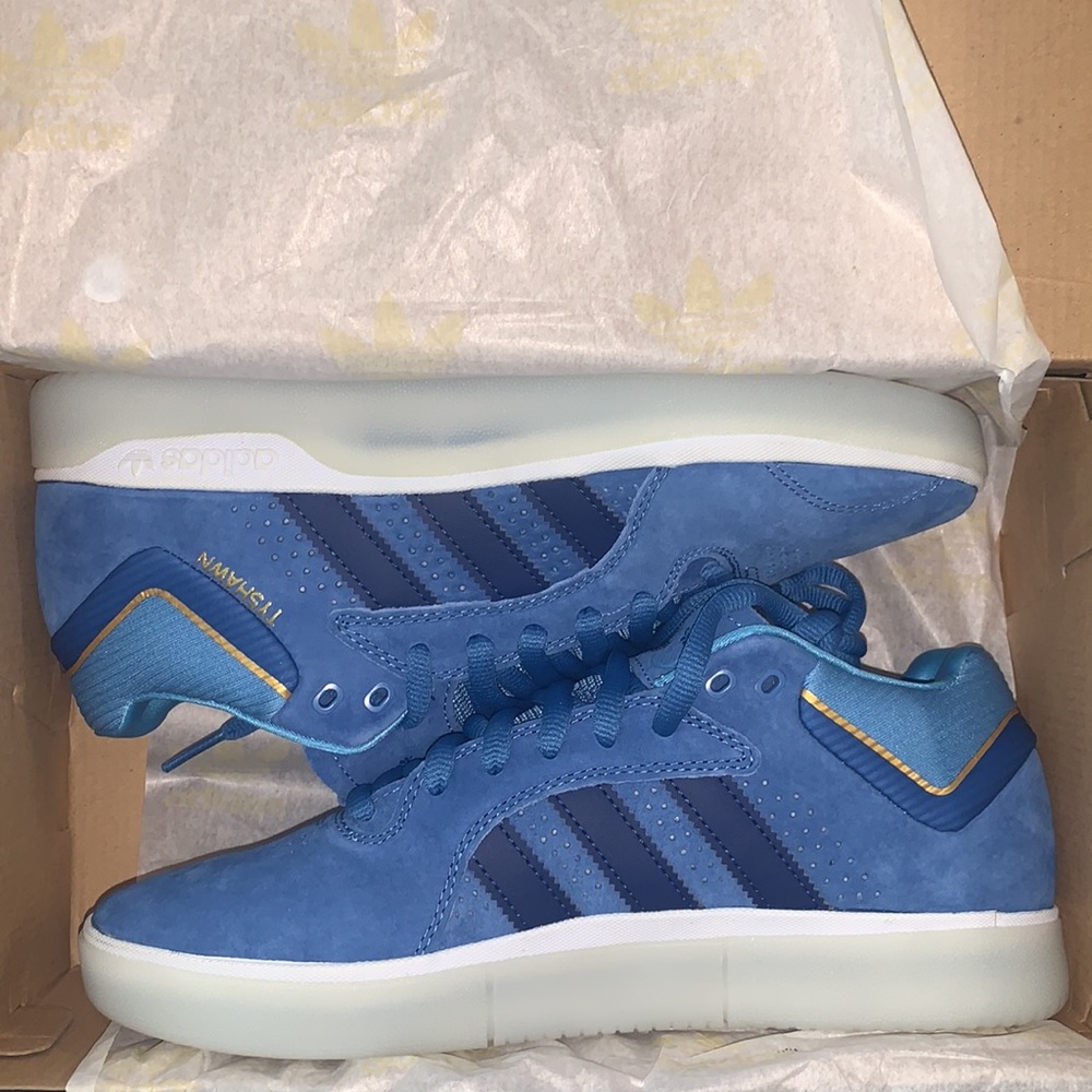 Adidas Tyshawn Skate Shoe - Picture 2 of 4